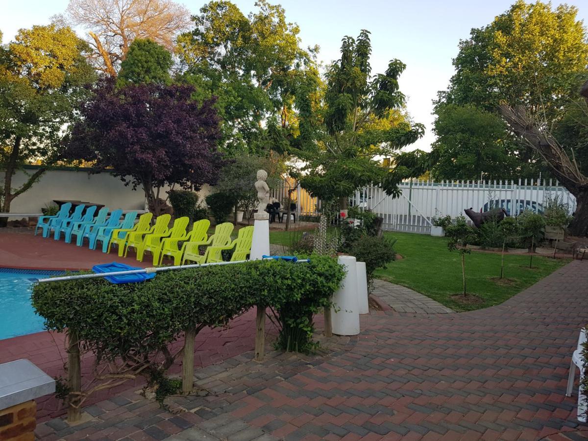 Good 2 Go Guest House Benoni Exteriör bild
