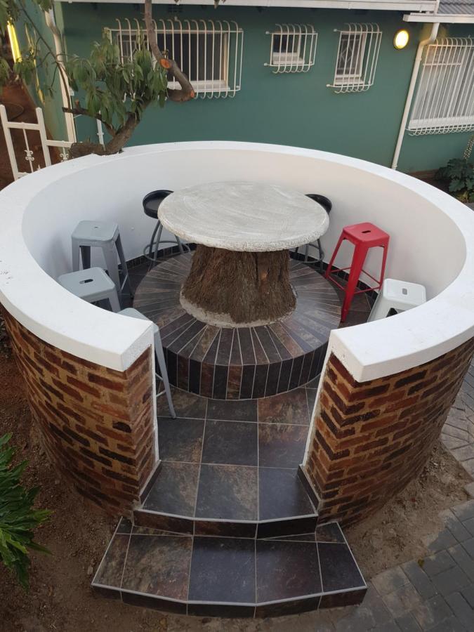 Good 2 Go Guest House Benoni Exteriör bild
